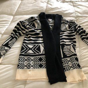 Sweater/Cardigan